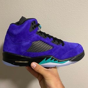 Brand new alternate Grape 5s size 9 and 10.5